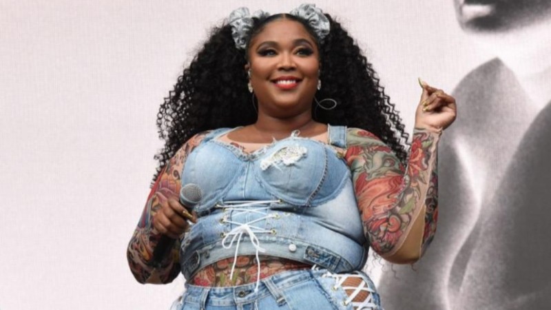 Lizzo, YITTY, and the Power Move — Why Her August Drop Is More Than a Cute Fit